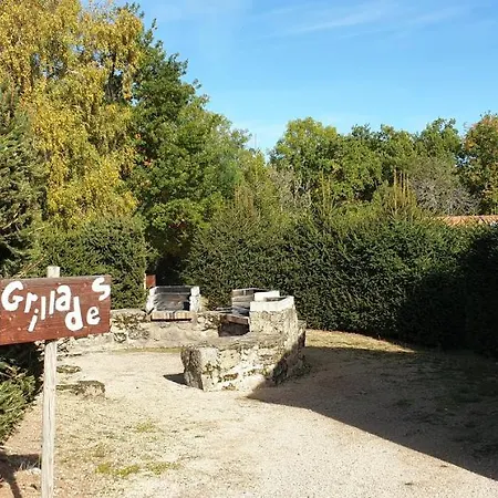 Chalet Acacia Pour 6 Prix Semaine شاليه Blavignac